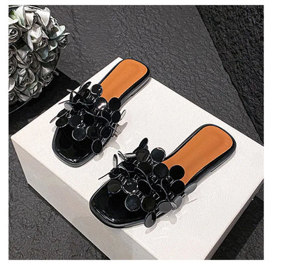 Luxury Floral Petal Flat Sandals Women 2025 Casual Slides Open Toe Sandalias Mujer Flipflops Home Slippers Femme Pantuflas Shoes