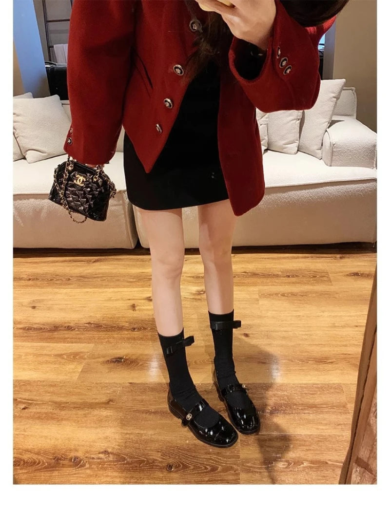 Women Two Tone Mary Jane Shoes 2026 New Patent Leather Buckle Strap Low Heel Casual Shoes For Office And Daily Wear Elegant