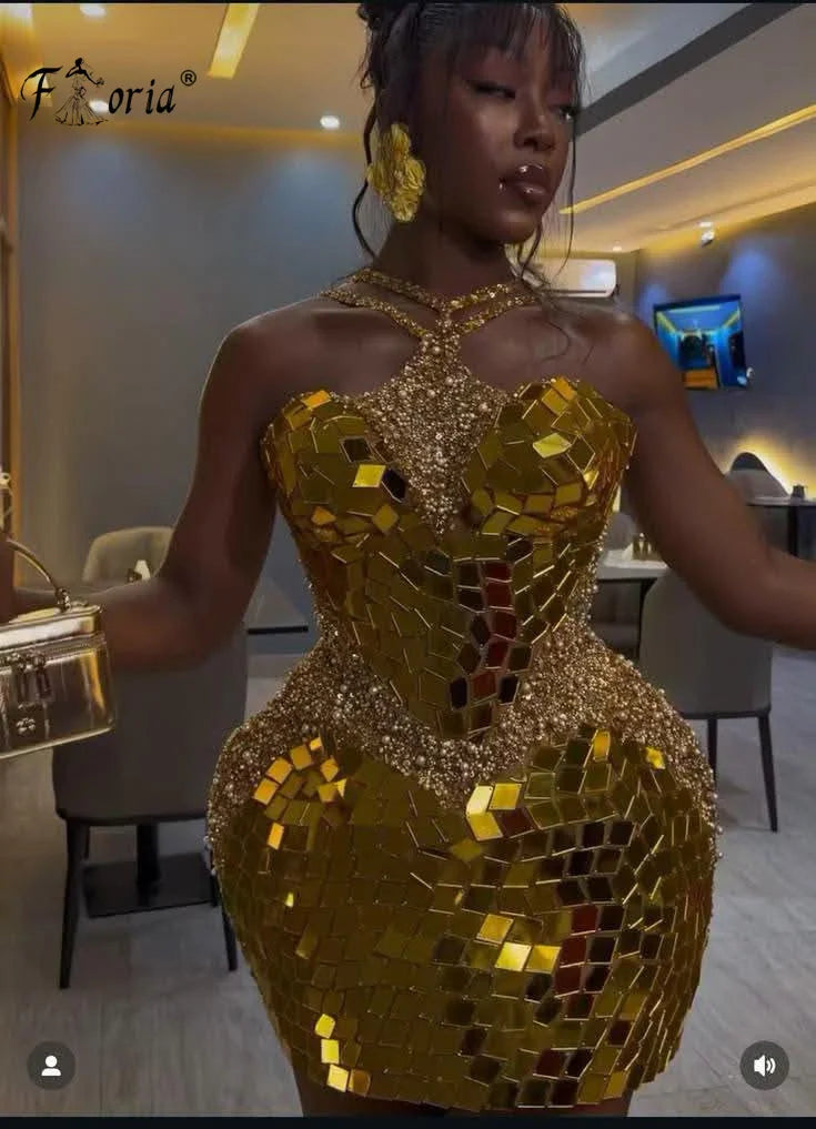 Luxury Golden Mirror Mosaic Bodycon Prom Dress Halter Neck Cutout Short Party Dress Sleveless Mini Nightclub Birthday Outfit