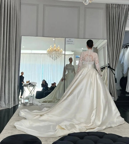 2025 Elegant A Line Lace Wedding Dresses High Neck Long Sleeves Button Back Train Bridal Bride Party Gowns Vestidos De Noiva