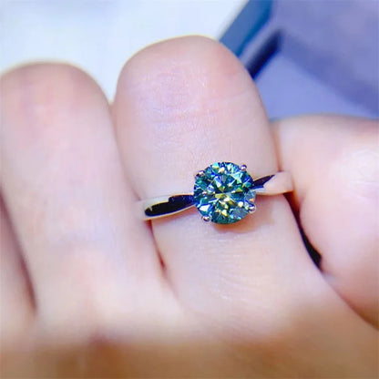 100% Original 18K white gold and platinum PT950 green moissanite classic four-prong diamond ring with color certificate