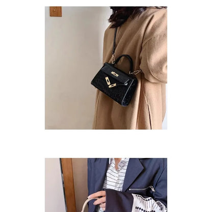 Black Super Hot Stylish Small Bag for Women - 2025 New Autumn/Winter High-End Luxury Minimalist Crossbody Square Bag