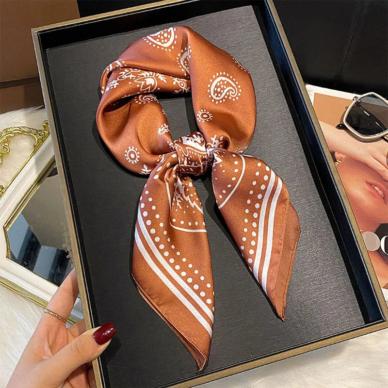 Versatile Women Professional Neck Scarf 70cm Black Paisley Printed Hip Hop Bandana Square Scarf Headwear Hairwrap