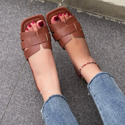 Luxury Brand Designer Women'S Sandals Fashionable And Elegant Flat Shoes Sexy Casual Beach Shoes Summer Outdoor Slippers women