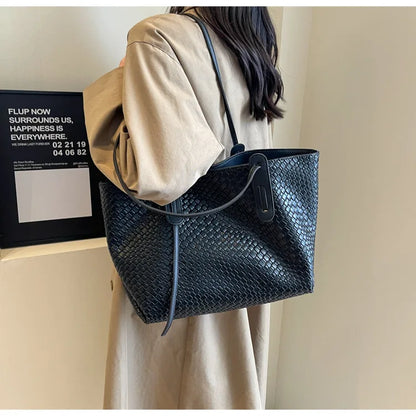 Autumn and Winter Trendy Vintage Rhombic Woven Shoulder Bags Large Capacity Underarm Bag Daily Commuting Bag Casual Handbags