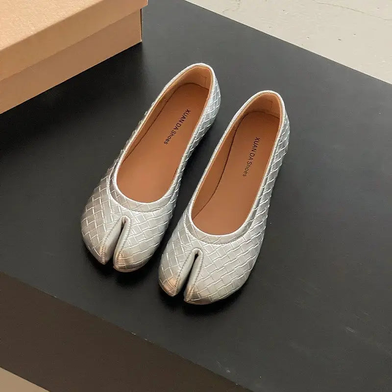 French Retro Split Toe Ballet Flats Women Red Woven Detail Tabi Slip On Shoe Woman Faux Leather Moccasin Daily Work Office Flats