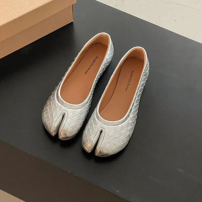 French Retro Split Toe Ballet Flats Women Red Woven Detail Tabi Slip On Shoe Woman Faux Leather Moccasin Daily Work Office Flats