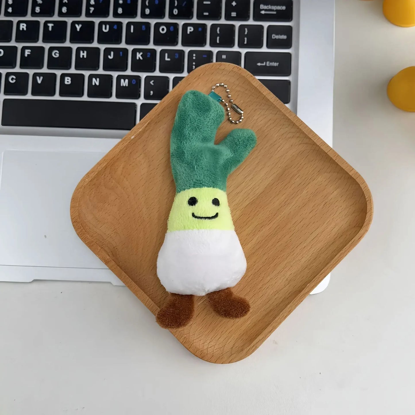 Cartoon Cute Fruit and Vegetable Plush Series Keychain Toy Peach Pear Cherry Doll Smiling Face Fruit Decoration Pet Gift