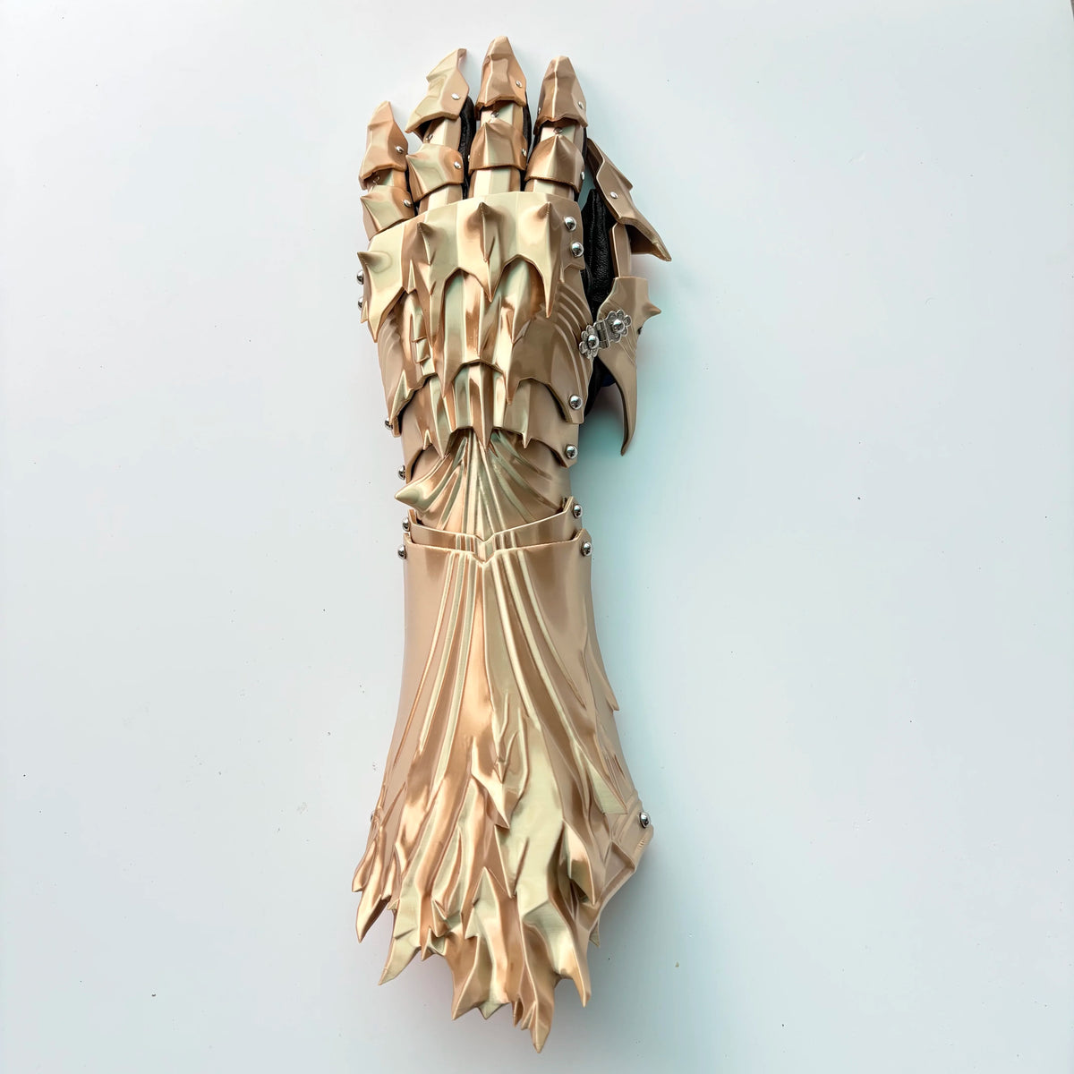 Gloves3D printed Silk PLA Material,A Pair Of Cosplay Prop Gloves Can Be Customized Dragon-Shaped Gloves Props Boys Gifte