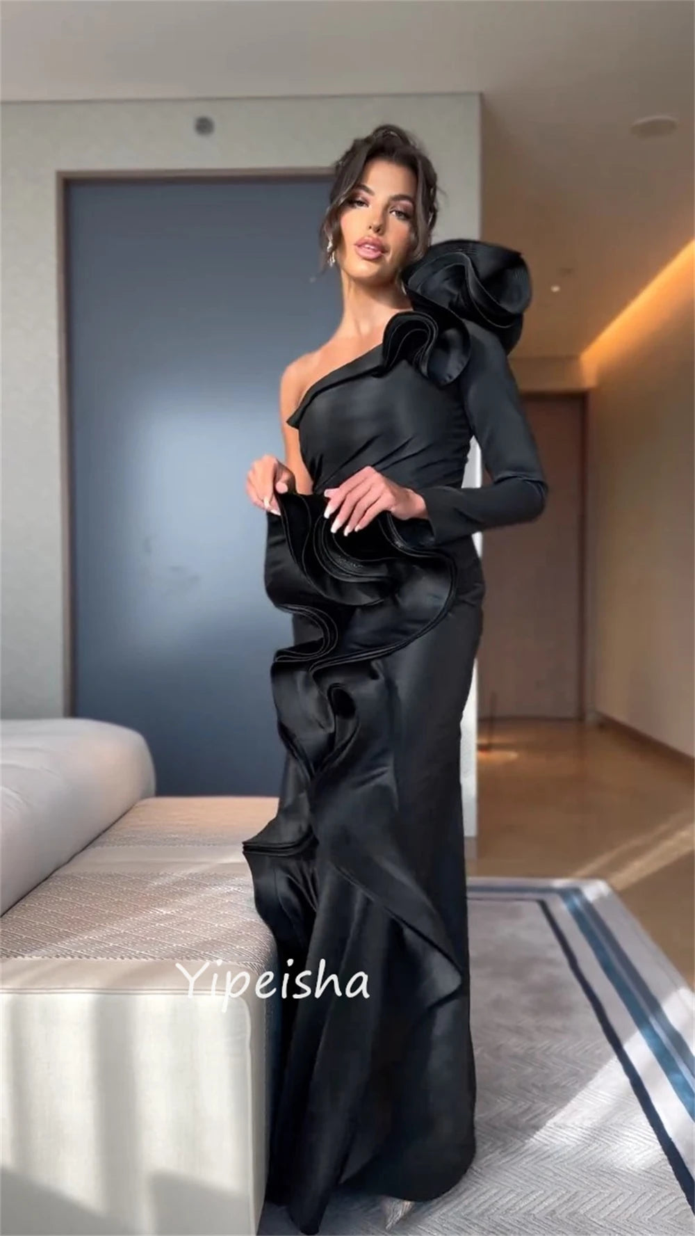Customized Modern Style One-Shoulder Trumpet / Mermaid Pleat Ruched Floor-Length Satin Bespoke Occasion Dresses Evening