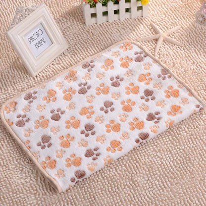 Cute Warm Pet Bed Mat Cover Towel 3 Sizes Handcrafted Cat Dog Fleece Soft Blanket for Small Medium Large Dogs Puppy Pet Supplies