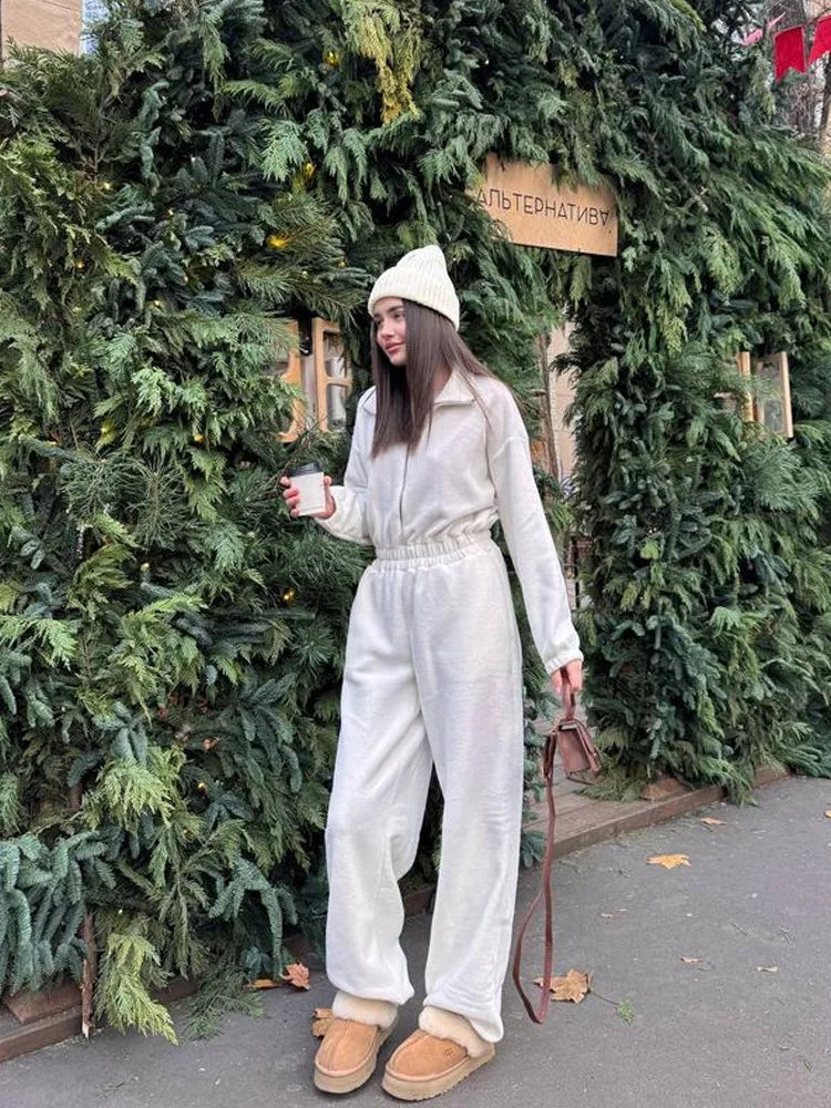 Sports and Leisure Contrast Color Jumpsuit Fashion Trend Street Jumpsuit Women’s Suit New Women Clothing