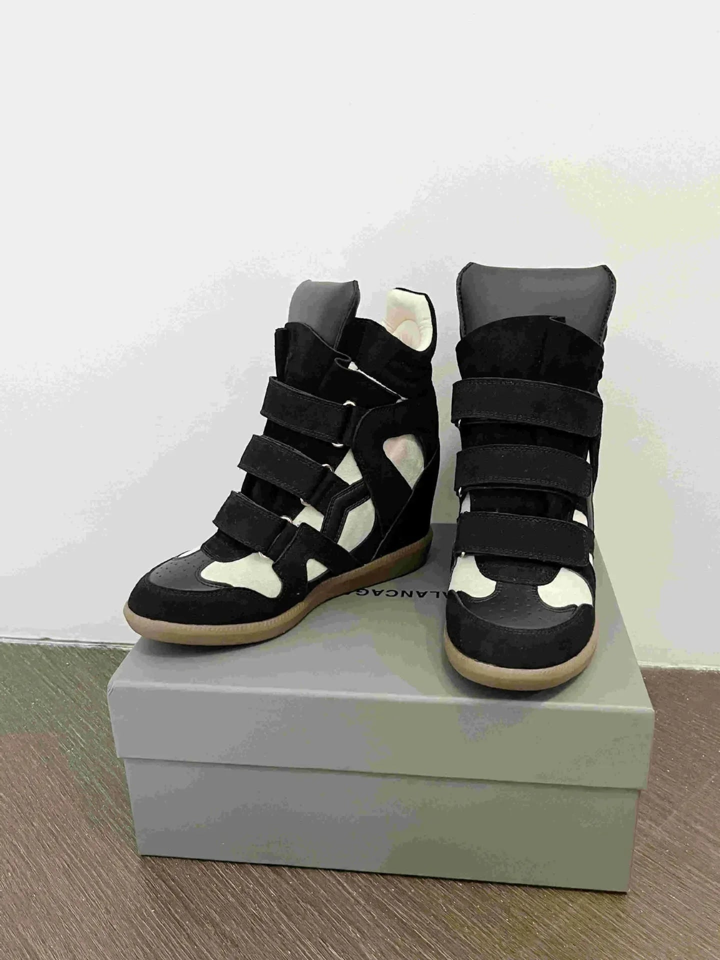 Women's Ankle Boots 2026 New Genuine Leather 8CM Hidden Heel Women Platform Sneakers Fashionable Splice Color Design Women Shoes