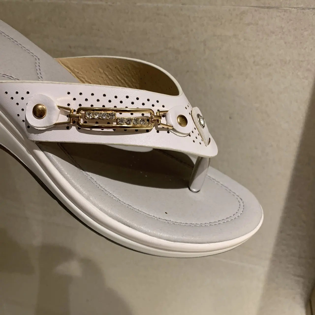 Sandals for Women Flip Flops Metal Button Slides Slipper Beach Dance Non-slip Casual Wedge Shoes Female Summer Slippers Sandals