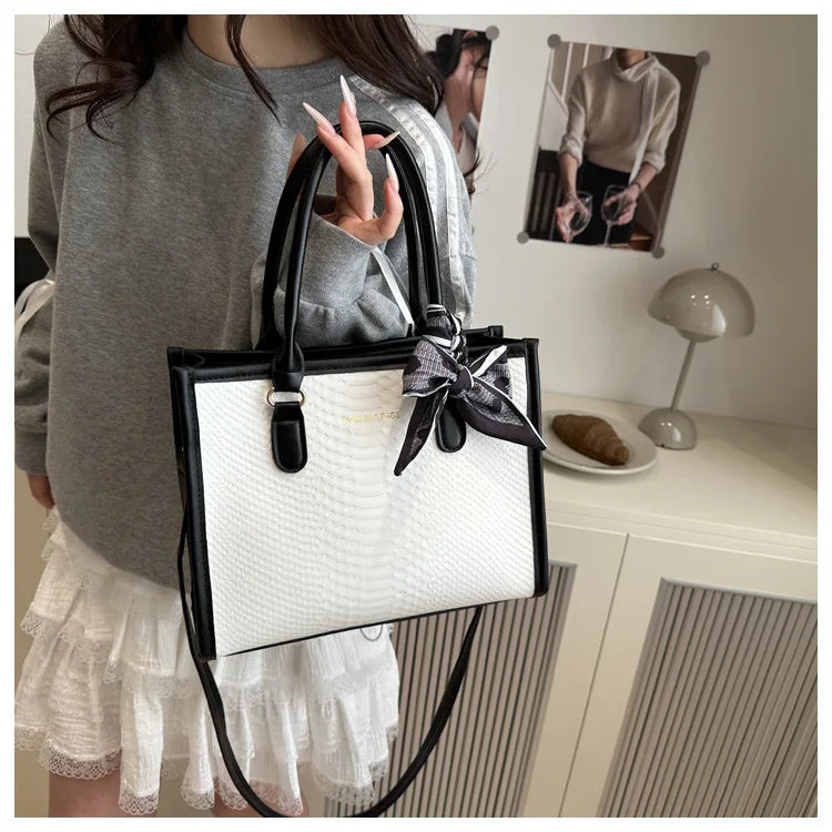 New Women shoulder bag  handbag  for women 2026 Fashion single shoulder bags luxury designer handbag small square bag