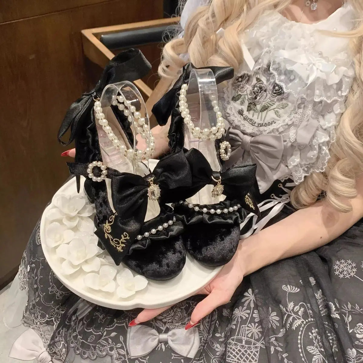 Sweet Lolita Women High Heels Luxury Designer Court Style Velour Bowknot Princess Dress Shoes Elegant