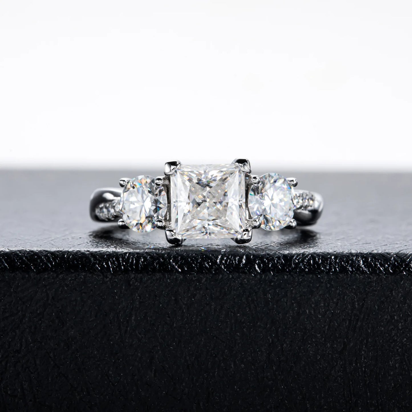 Carnica Luxury 925 Sterling Silver 1CT Real Moissanite Ring for Women Sugar Cube Pull-twist Arm GRA Diamond Wedding Jewelry Gift