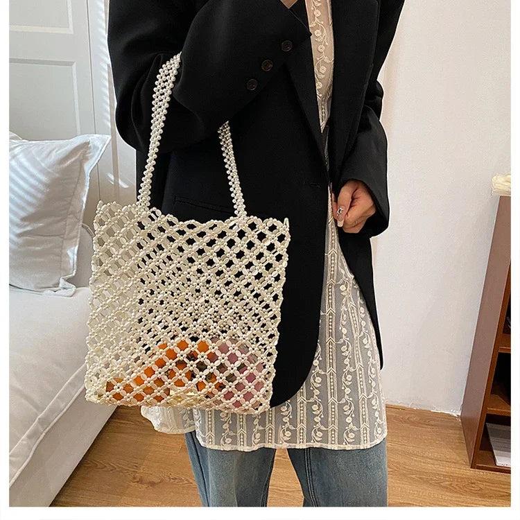 2026 Fashion Exquisite Bead Sense of Luxury Hollow Out Women‘s Handbags Hot Sale New No Zipper Acrylic Square Shoulder Bags