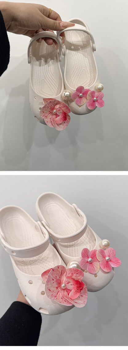 Clogs Summer Slippers Women Luxury Pearl Metal Flower Mary Janes Designer Ballet Shoes Girls Corc Charms Sandals Indoor Outdoor