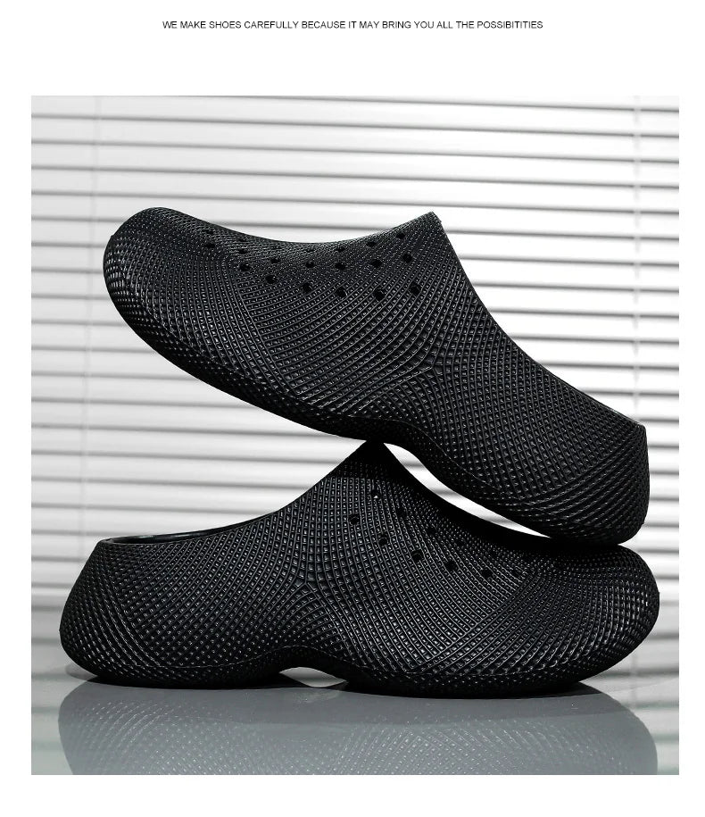 New Summer Fashion Couple Slippers EVA Baotou Men's Sandals Outdoor Thick Bottom Hole Shoes Luxury Beach Men Garden Shoes