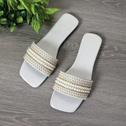 Women's Flat Bottom Sandals 2025 Summer New Style Beaded Rhinestone Shoes Womens Outdoor Fashion Slippers