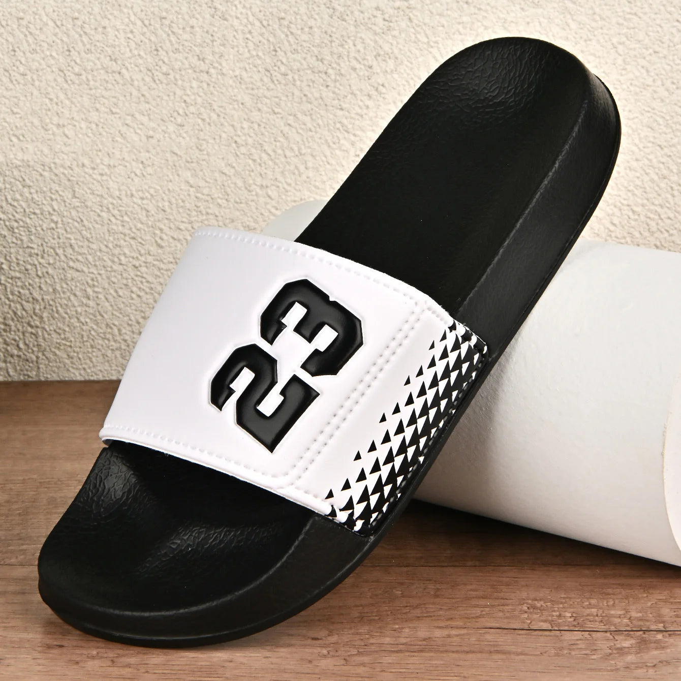 Mens Shoes Summer New Men Casual Sports Slippers For Men Wear EVA Soft-Soled Indoor Sandals Male Flip-Flops Comfortable Slippers