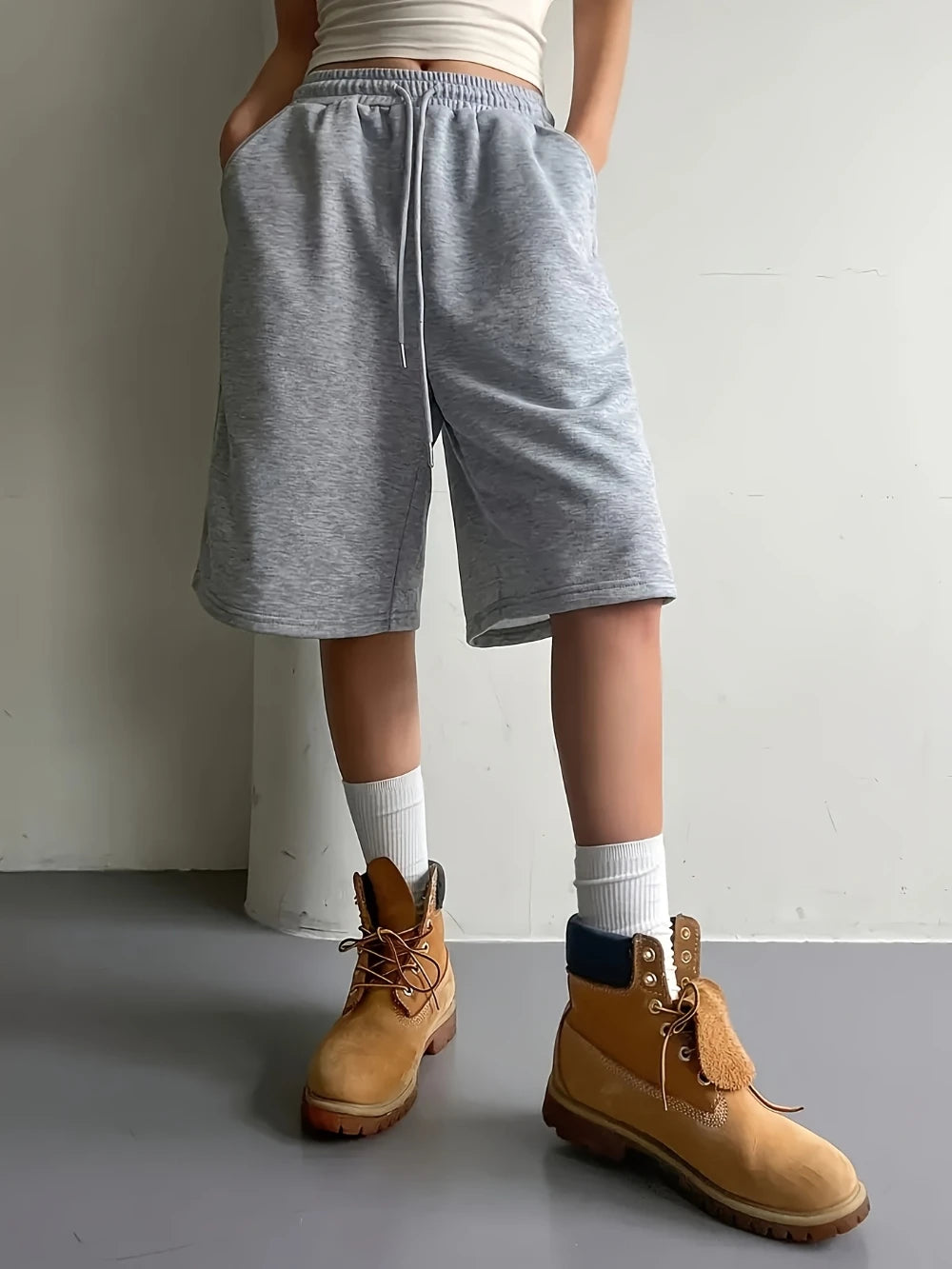 Women'S Casual Athletic Shorts Elastic Waist Wide Leg Straight Bermuda Shorts Mid-Length Loose Drawstring Shorts