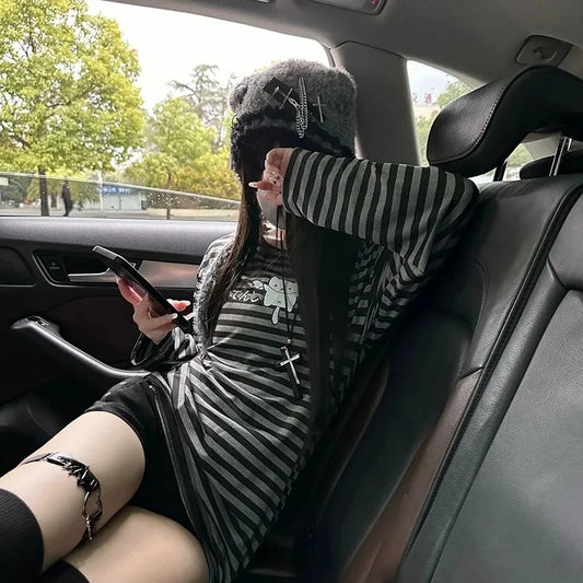 Autumn Striped Long-sleeved Women's T-shirt Subculture Cartoon Print Loose Kawaii Fashion Loose Oversize Bottoming Shirt Y2k