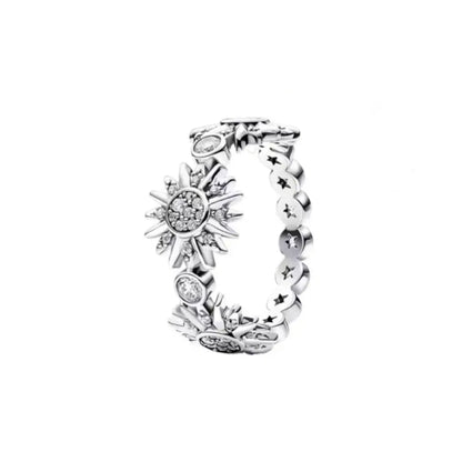 European New 925 Silver Heart-Shaped,Floral,Square Ring Suitable for Exquisite High-Quality Jewelry for Women at Wedding Parties