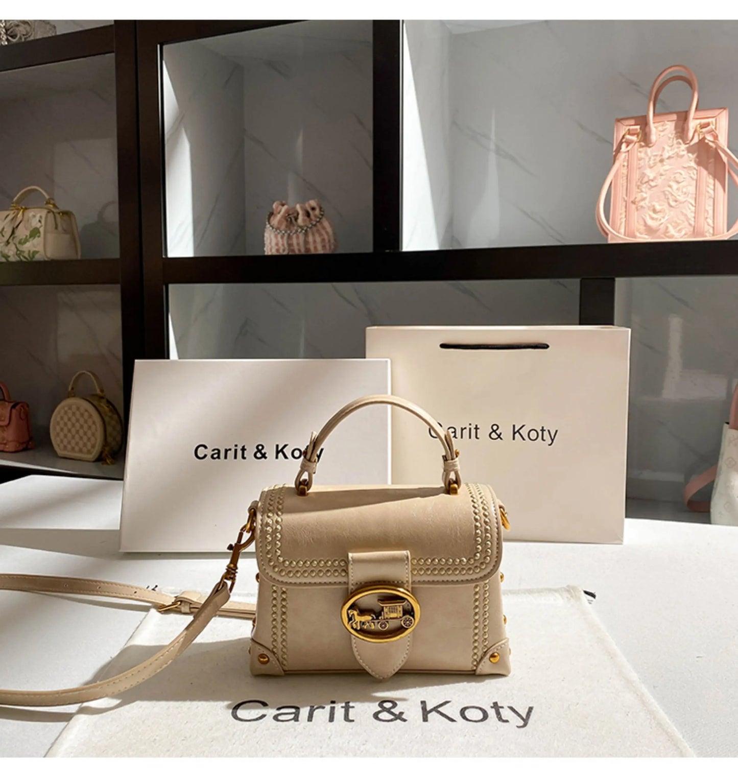 2025 Winter New in Handbags and Luxury Designer Bags for Party Popular and Delicate Square Make Up Handbag with Premium Leather