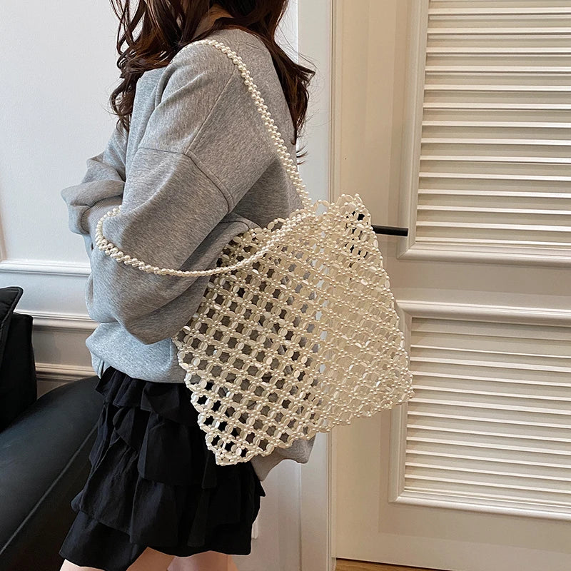 2026 Fashion Exquisite Bead Sense of Luxury Hollow Out Women‘s Handbags Hot Sale New No Zipper Acrylic Square Shoulder Bags