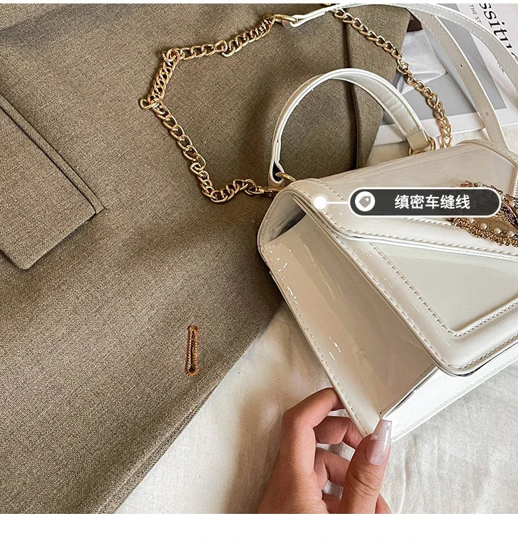Light Luxury Burgundy Handbags for Women Trendy Versatile Buckle Flip Shoulder Bags Female Casual Commuting Chain Crossbody Bag