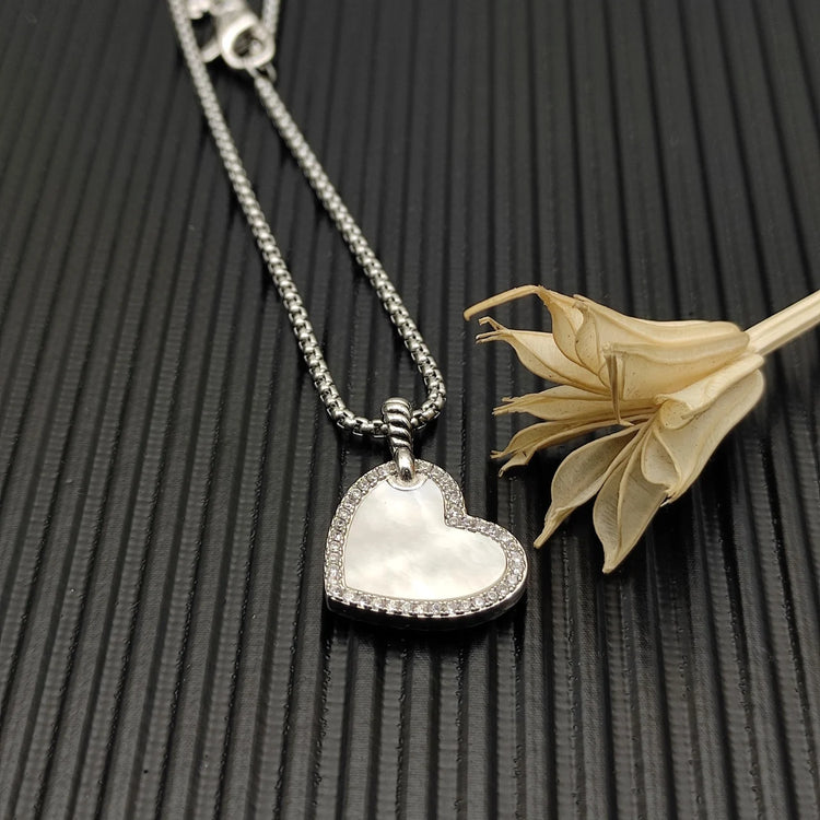 2026 New High Quality DY Necklaces Collection Simple and Elegant Perfect for Any Occasion Suitable for Both Men and Women 3