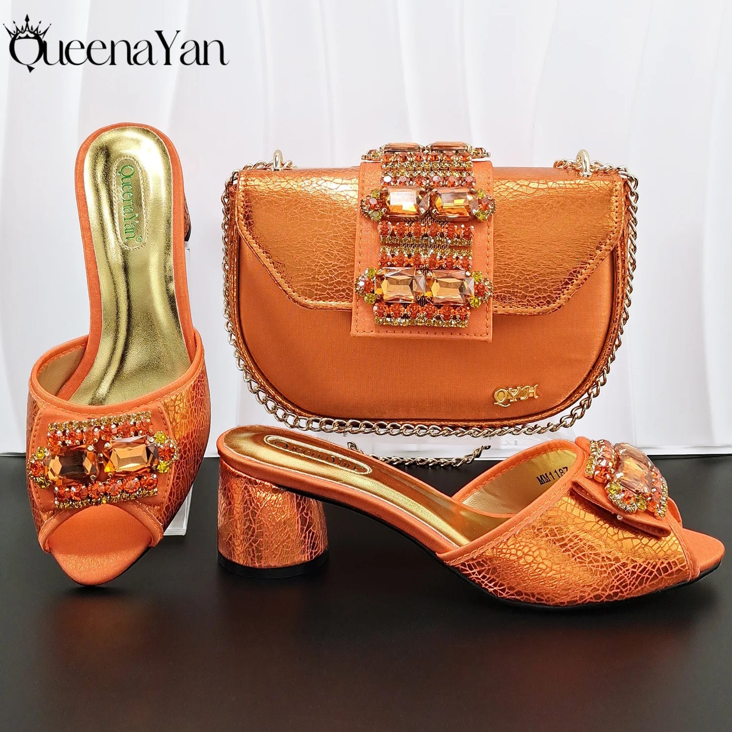 Hot Selling Fashion Mature  Brushed Style Rainbow Color Rhinestone Decoration Design Party Wedding Lady High Heels and Bag Set