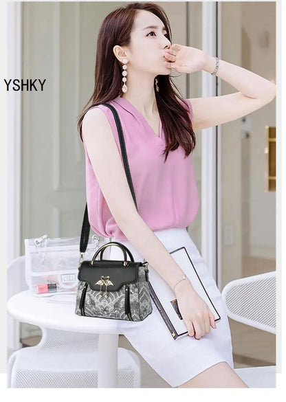 New Women bag  for shoulder bag leather handbag sac a main femme luxury designer Carrying a ox-skin bag under one shoulder bag