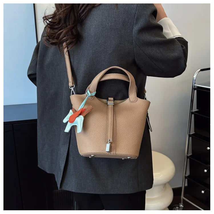 Fashion Vegetable Basket Bucket Bag Women's Autumn New Lychee Pattern Shoulder Bag Simple Solid Color Niche Messenger Bag