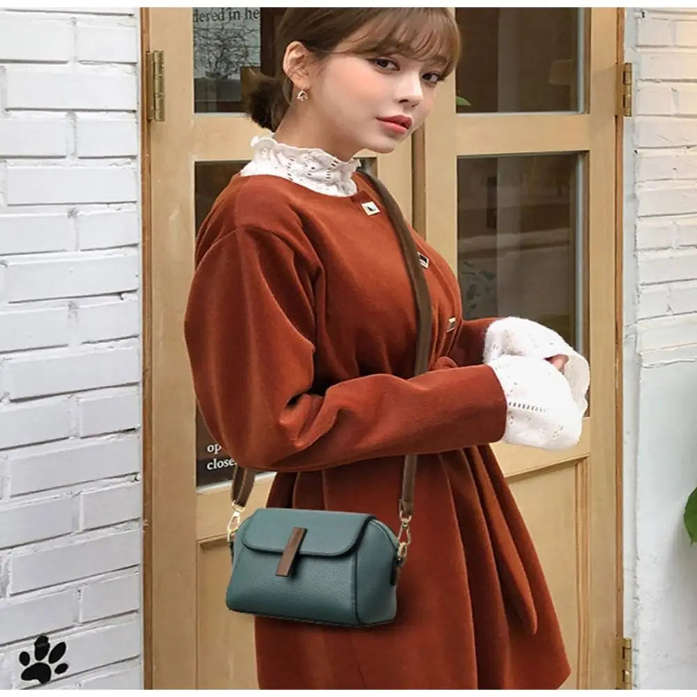 Genuine Leather Women Crossbody Bag Shoulder Bags Luxury Solid Color Cow Leather Handbag Elegant Female Messenger Bag