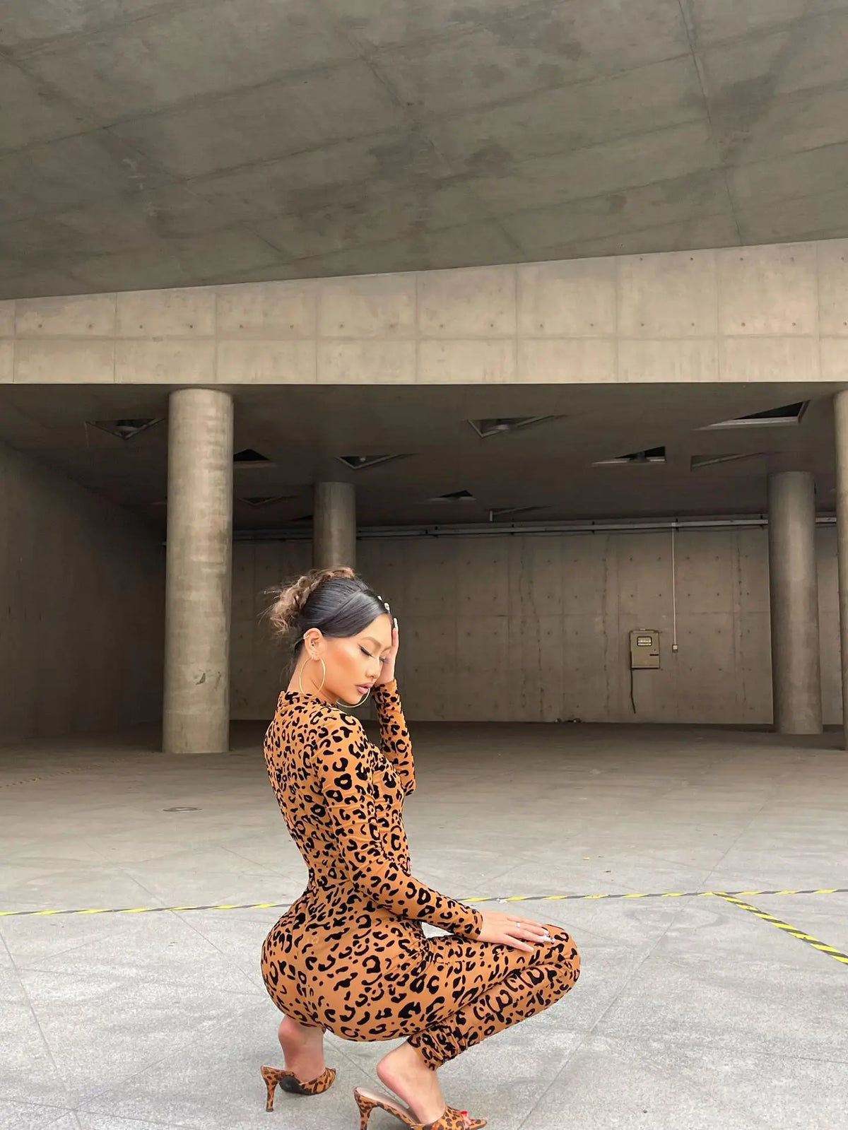 Leopard Print New Women's Jumpsuit Slim Long-sleeved Sexy Flocked See-through Slimming Jumpsuits For Woman Комбинезон Женский