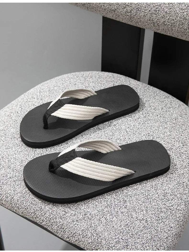 Hidden Middle Finger Slippers Figure with Legs Quick- Dry Flip Flops Parody Middle Finger Beach Summer Comfort Non Slip Sandal