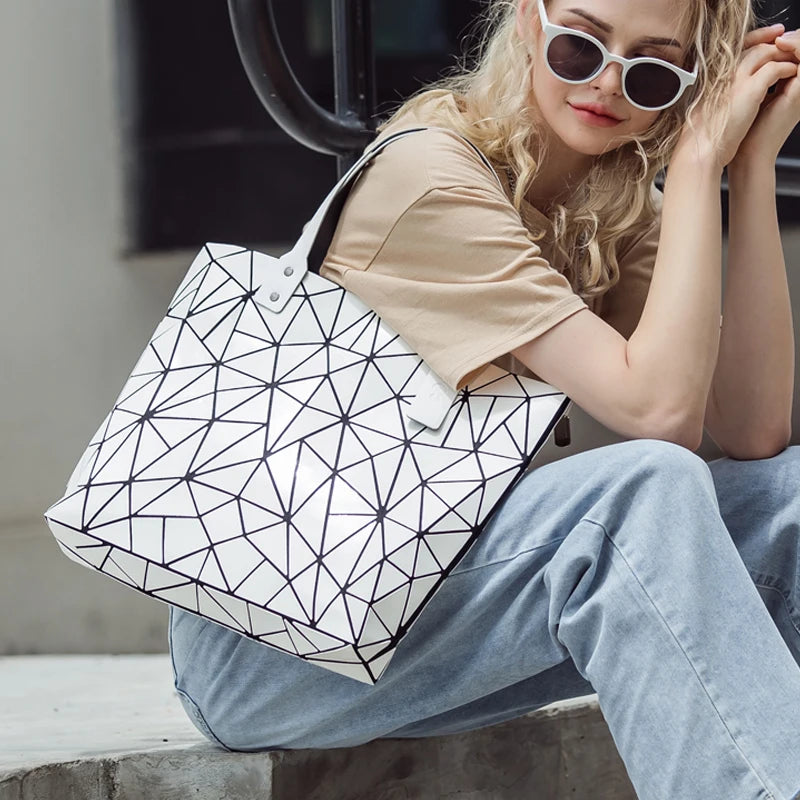 New Silver Handbags Bags For Women 2026 Summer Large Tote Bag Ladies Geometric Messenger Shoulder Bag Beach Luxury Designer