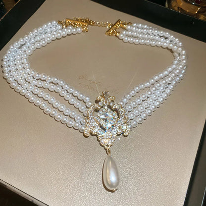 Inlaid Rhinestone Geometric Hollow Pattern Jewelry Sets for Women Elegant Temperament Light Luxury High-end Earring Necklace Set