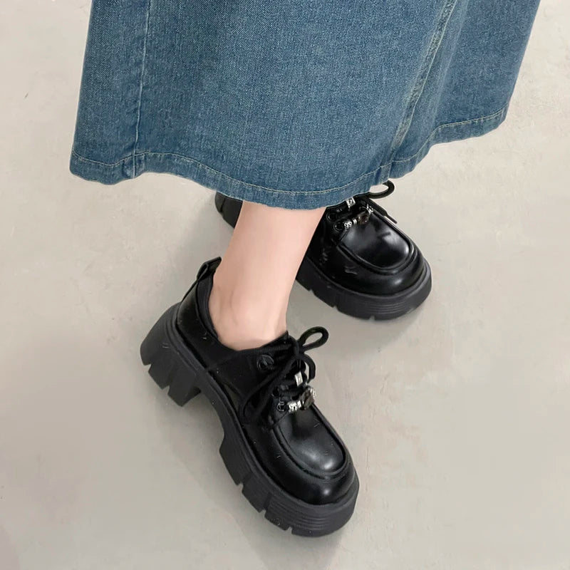 2026 Loafers Women Shoes New in Fashion Luxury Designer Thick-soled Relaxation Women Shoes Black Big Size Shoes 7657