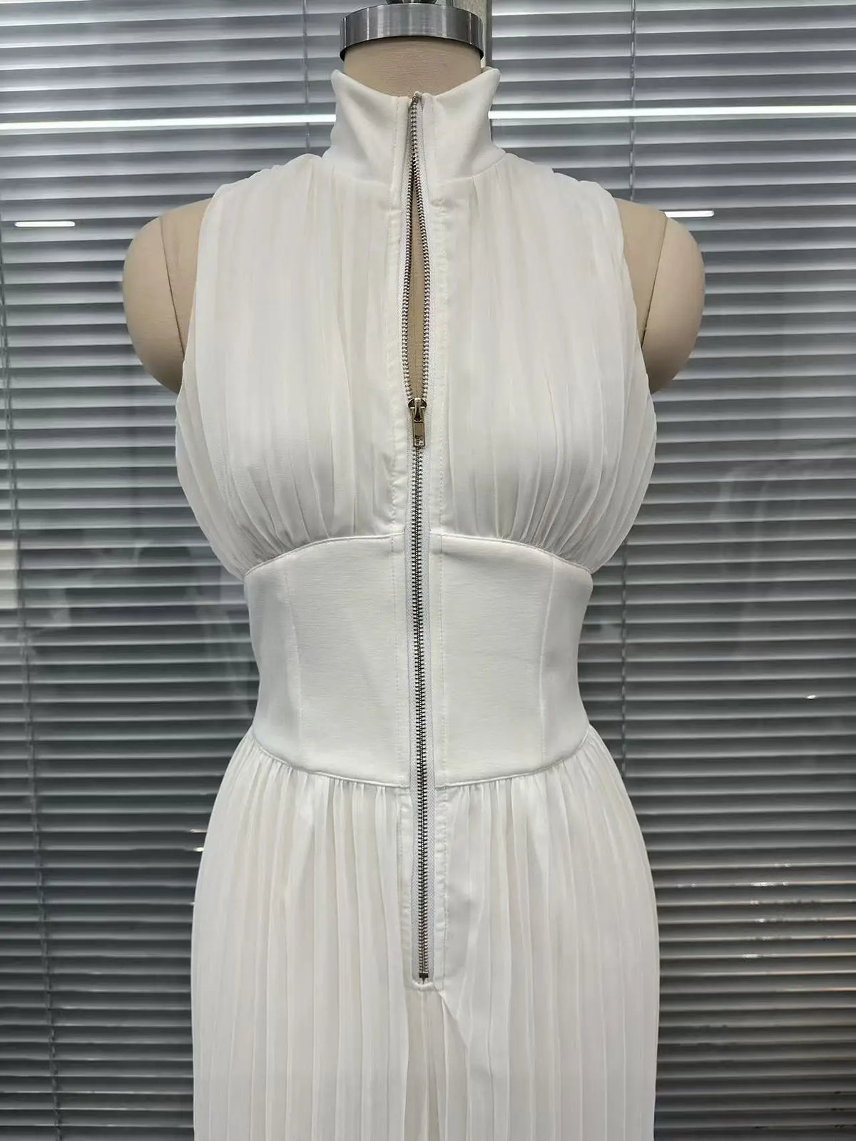 Sexy Deep V Neck Hollow Zip Jumpsuit Women's Spring Solid High Waist Wide Leg Romper Summer Sleeveless Pleated Vacation Overalls