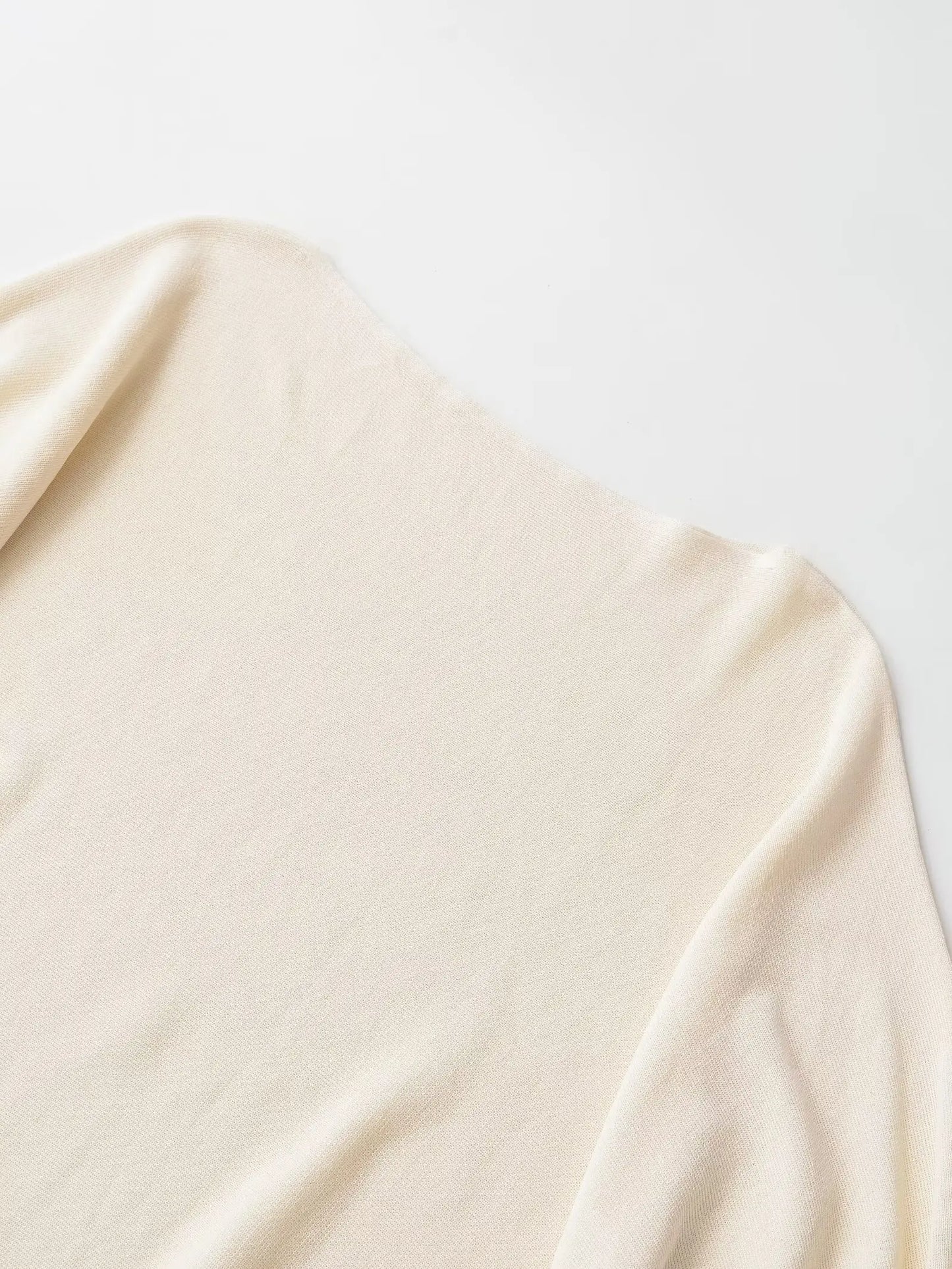 TFAFXY 2026 Spring Casual Women Knit Solid Long Sleeve Chic Beige Bat Sleeve Loose Fashion Sweater