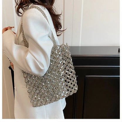2026 Fashion Exquisite Bead Sense of Luxury Hollow Out Women‘s Handbags Hot Sale New No Zipper Acrylic Square Shoulder Bags