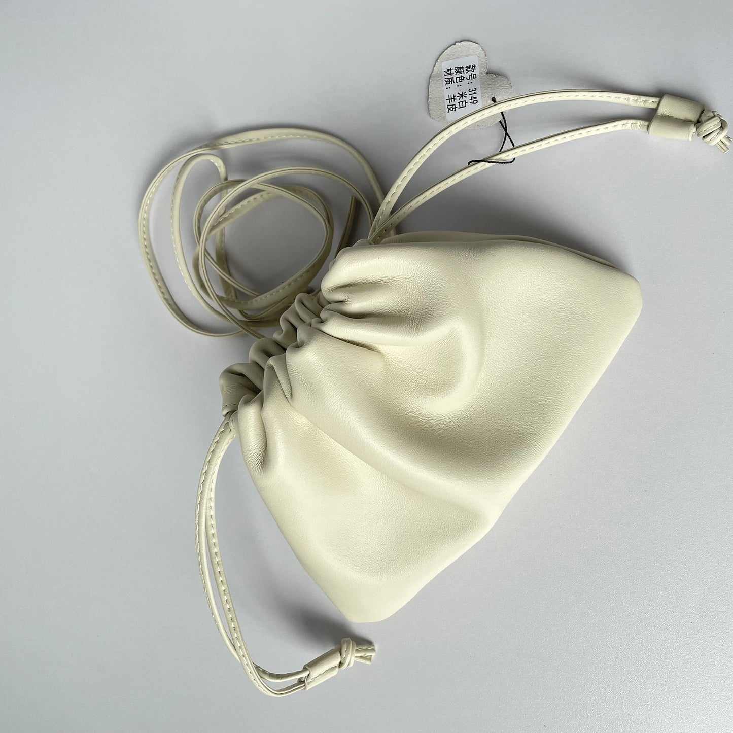 Sheepskin Drawstring Cloud Bag 2025 Summer New Design Soft Genuine Leather Handbag Shoulder Bag Fashionable Women Crossbody Bag