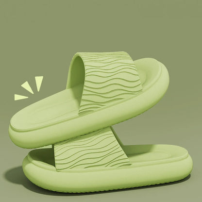 Soft Bottom Eva Cloud Slippers Women Red Thick Platform Pillow Slides Woman 2025 Summer Non Slip Beach Sandals Couple Flip Flops