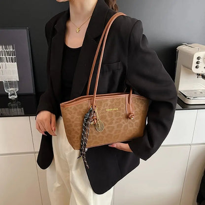 Luxury Design Leopard Print Underarm Shoulder Bags Large Capacity Retro Tote Bag PU Leather Women's Handbags Travel