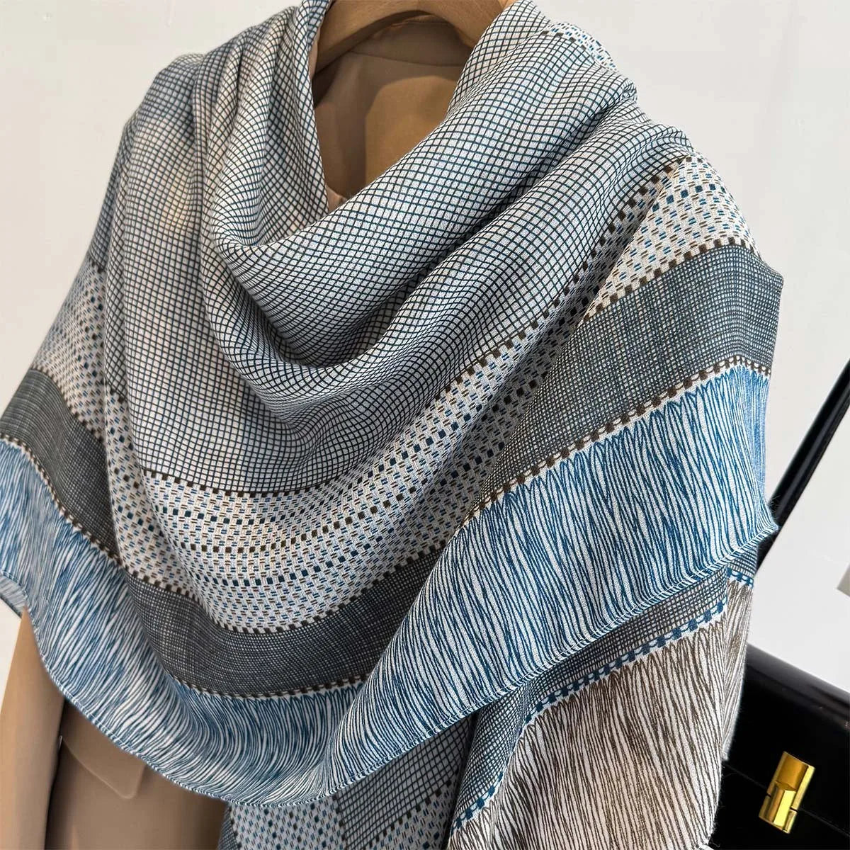 130*130cm Beach Wraps Large Shawl For Women Luxury Printed Square Scarf Breathable Scarves Bandanas Elegant Hijab