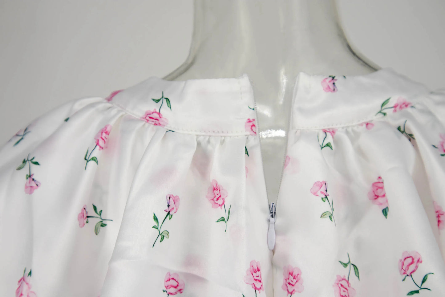 2026 Spring Women's Summer New Ruffled Floral Short Skirt V-neck Pleated Dress Shorts